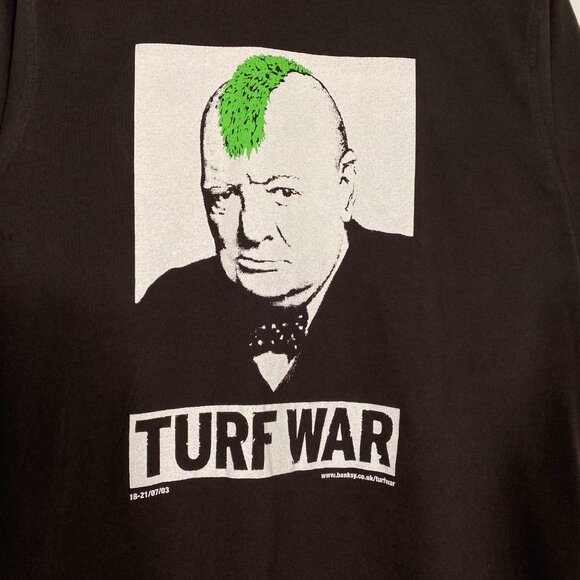 RARE *Original 2003 Banksy Turf War Exhibition Collector Tee by Puma mens size M - Picture 3 of 10